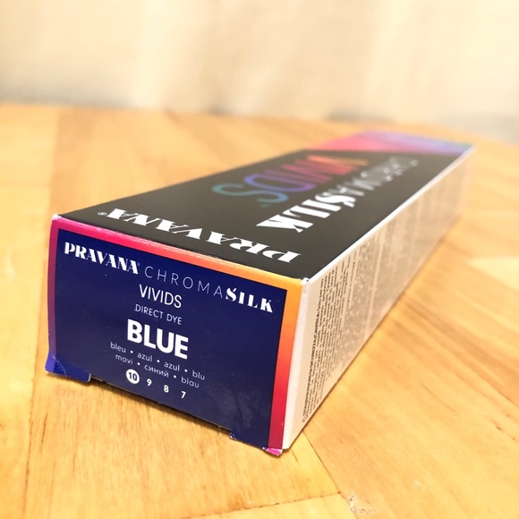 Pravana Vivids Blue - Picture 2 of 2